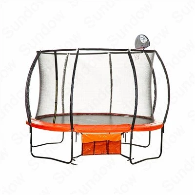 Trampoline med basketballbøyle