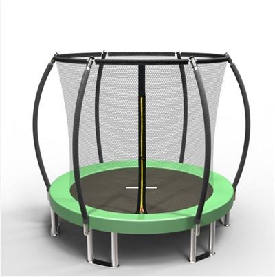 i Trampolinsikkerhet på bakken